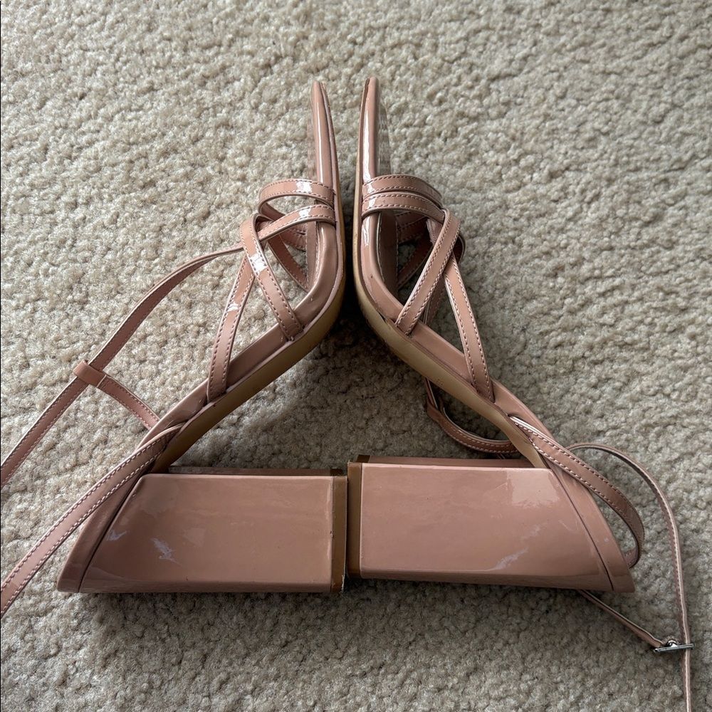 Marc Fisher LTD Edalyn Ankle Strap Sandal Neutral Nude Square Toe Heels Sz 7.5 - Picture 9 of 9